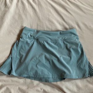 Lululemon skirt size 4 regular